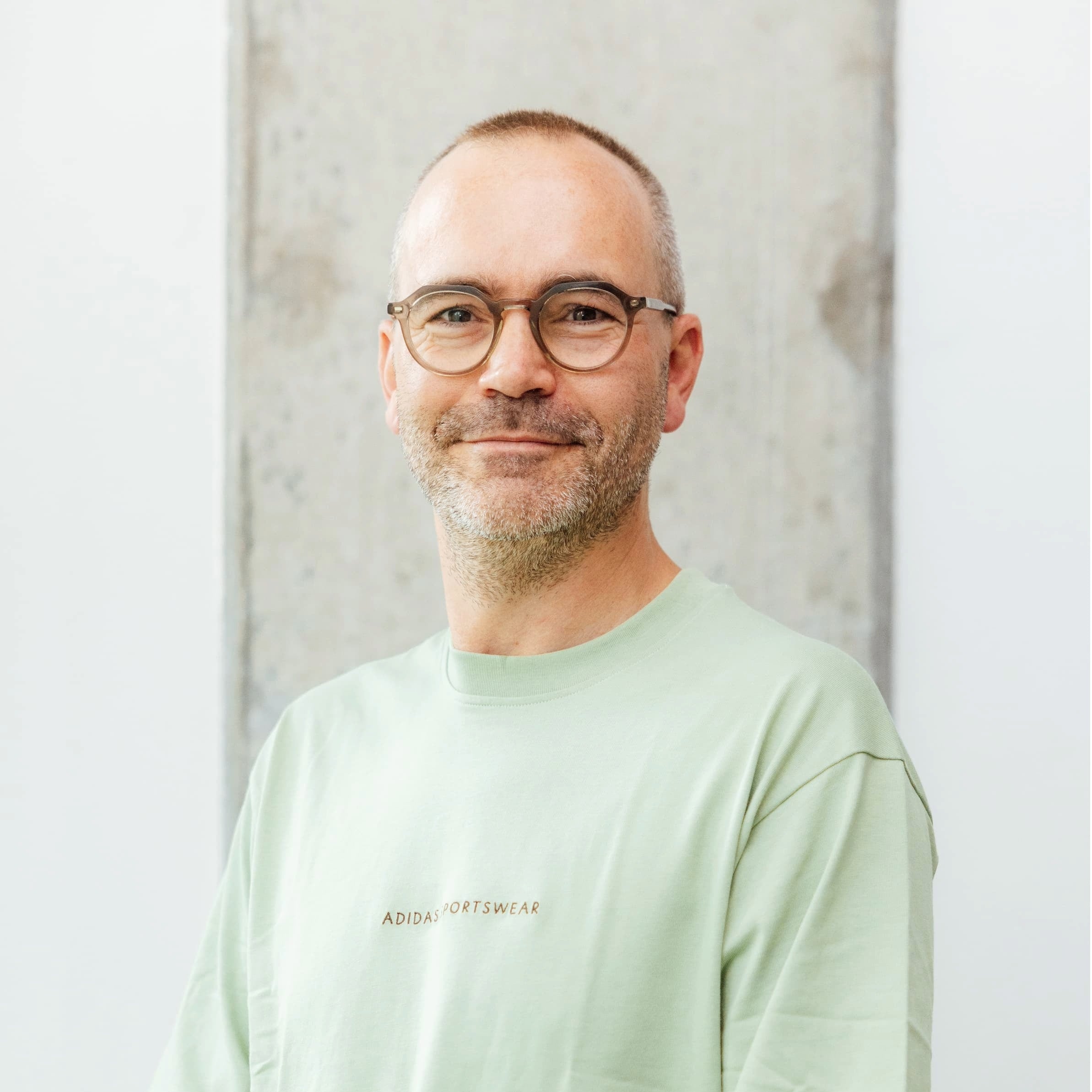{alt=Gareth Walton Headshot, height=2386, loading=lazy, max_height=2000, max_width=2000, size_type=auto_custom_max, src=https://5713048.fs1.hubspotusercontent-na1.net/hubfs/5713048/Gareth%20Walton%20Headshot.jpg, width=2386}