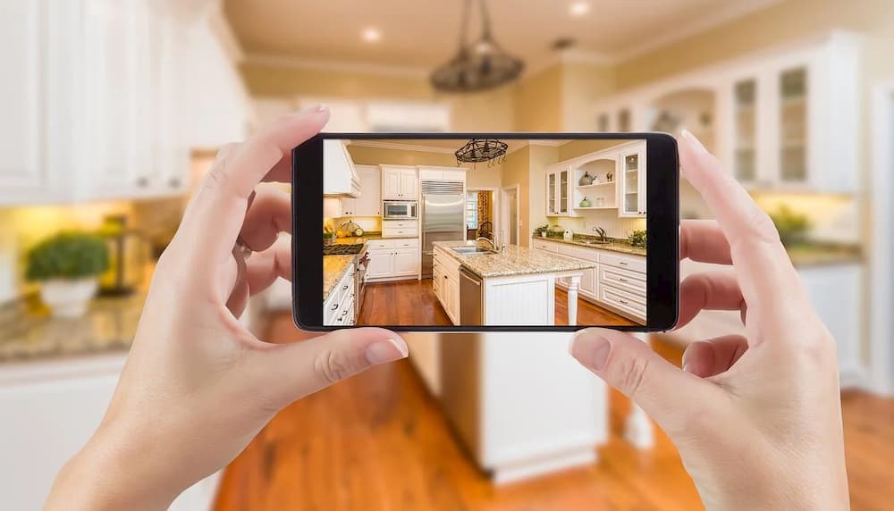 How to host a virtual open house